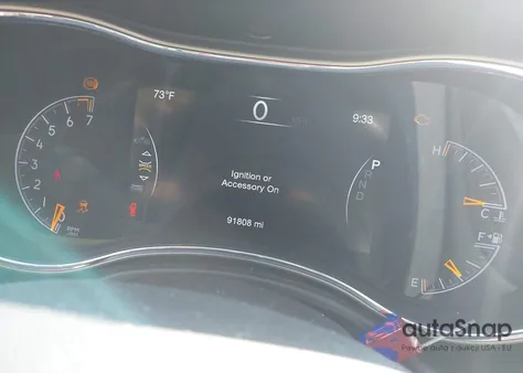 2020 Jeep Grand Cherokee Limited 4X4 from USA, damaged, VIN 1C4RJFBG2LC110441